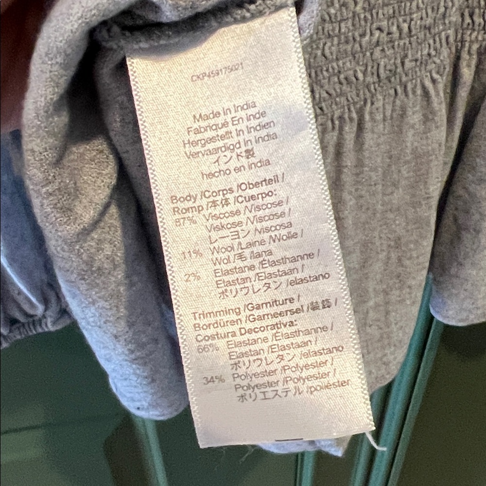 Madewell Light Gray Smocked V-Neck Blouse - Picture 4 of 5